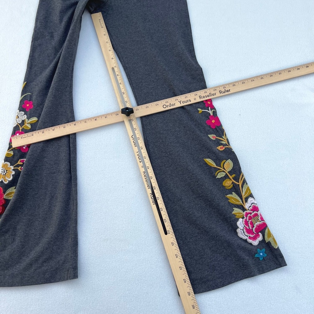 JOHNNY WAS Celina High Waist Flare Legging Gray PS (6-8) Embroidered Floral Bird - Picture 5 of 9
